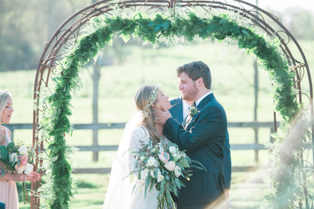 Seth and Lindsay, Rockland's Farm Wedding | Brittney Livingston Photography (1) (6)